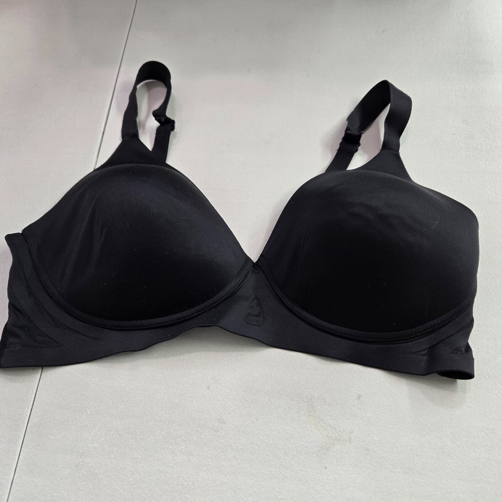 Bali Women Bra Large Black Lightly Lined Smooth‎ T Shirt Wireless